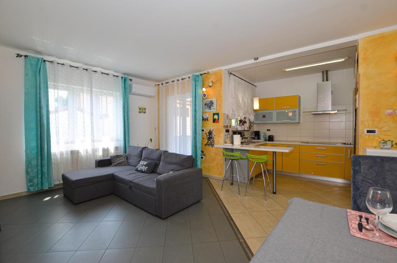 Noemi & Ana Apartment